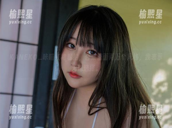KANEKO_咔喵红裙私拍，合集里面两万个风格，我表示无法选择。