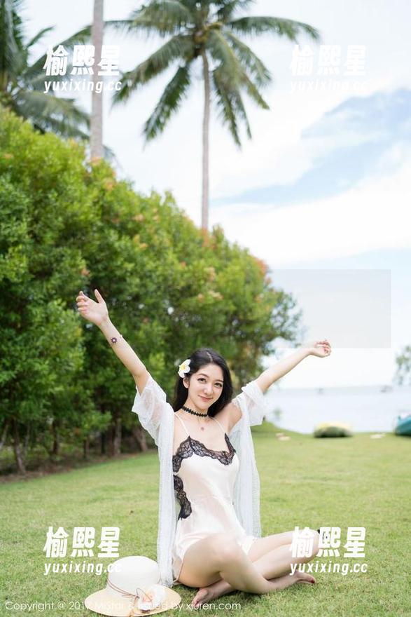 MiStar魅妍社 - 妤薇Vivian的礼服分享：说实话，我想把她的衣柜搬回家。