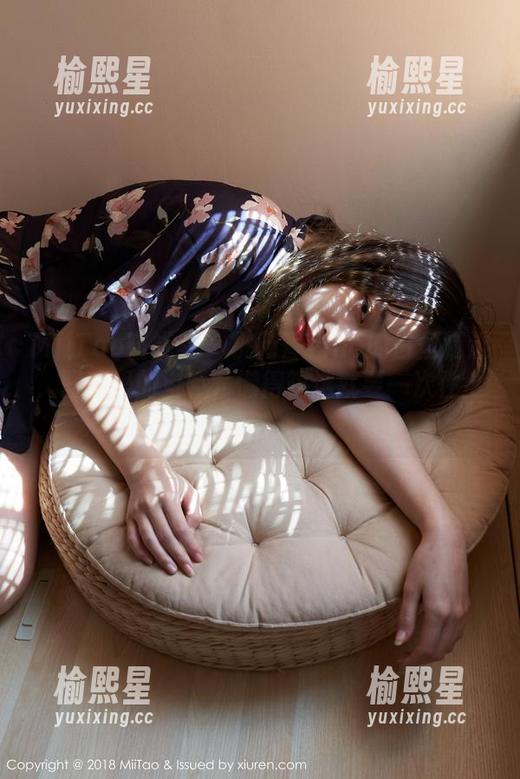 MiiTao蜜桃社 - 桃乃香Tina的白丝精选，图库里的宝藏，懒得筛选就要一次性全拿下。