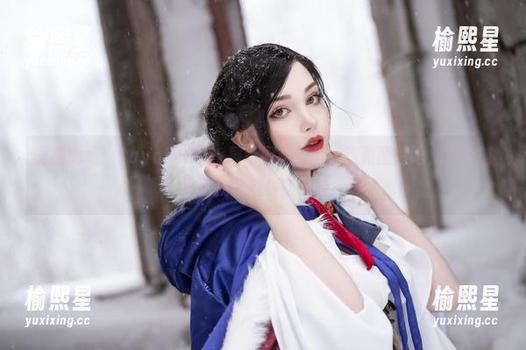厨房现场：Sayathefox展示厨娘魅力，这张图片吧，完美捕捉了我对灶台的无奈！