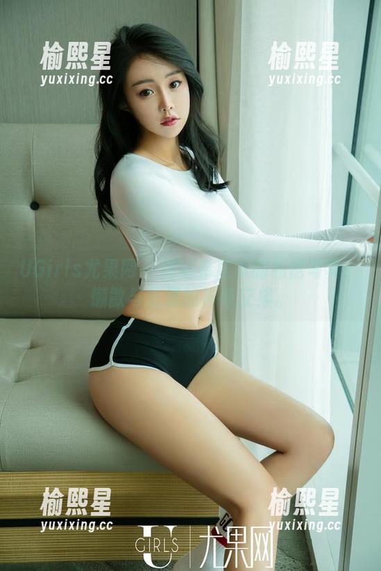 UGirls尤果网-周妍希 UGirls尤果网 - 周妍希居家的私房写真:懒散与优雅的神奇交集。