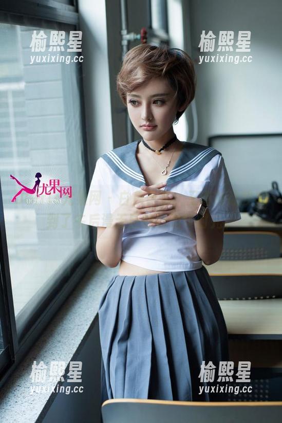 UGirls尤果网-王谨轩 UGirls尤果网 - 白色合集,王谨轩让我想到了午后漫无目的的咖啡时光。