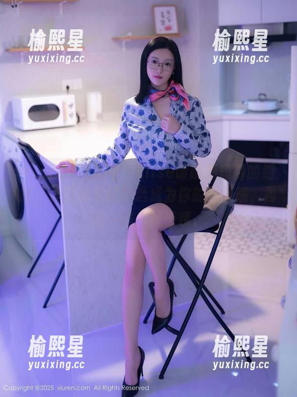 Xiuren秀人网 - Elise谭晓彤短裤的细腻，让图库里的精选成为你的新灵感，再说一遍，超值哦。