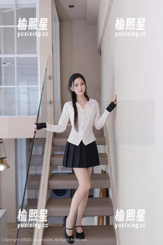 Xiuren秀人网-可乐Vicky Xiuren秀人网 - 可乐Vicky的白丝,高清壁纸直击我的审美神经,别说,我挺喜欢这条白丝的。