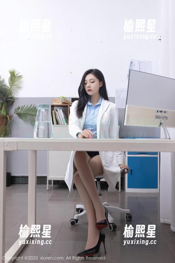 Xiuren秀人网-夏旖诺 Xiuren秀人网 - 很急很重要!夏旖诺的办公室图集资源,别让老板发现!
