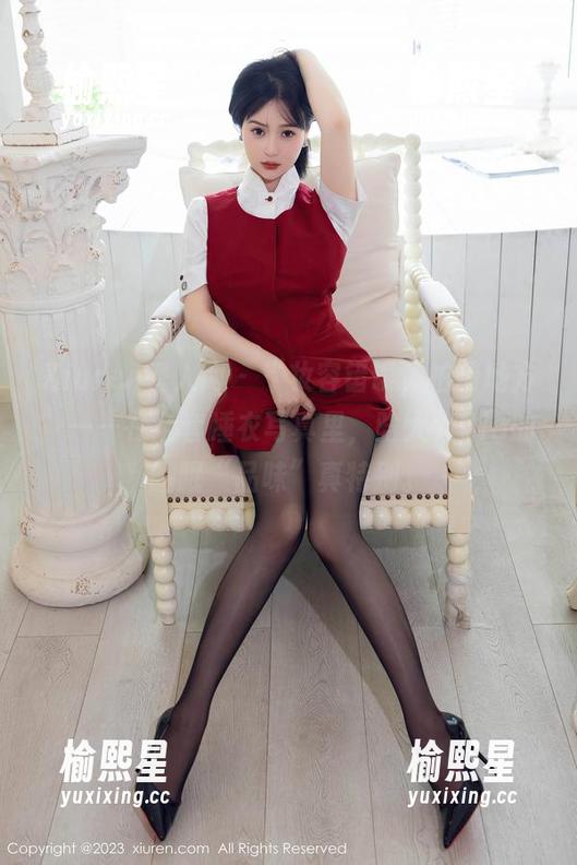 Xiuren秀人网 - “妆容错误，拍错地方”——在全套睡衣写真里，晗大大Via的睡眠“品味”真特别。