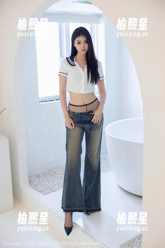 Xiuren秀人网 - 杨紫嫣Cynthia的私房写真，皮衣和她的气质算是绝配吧？