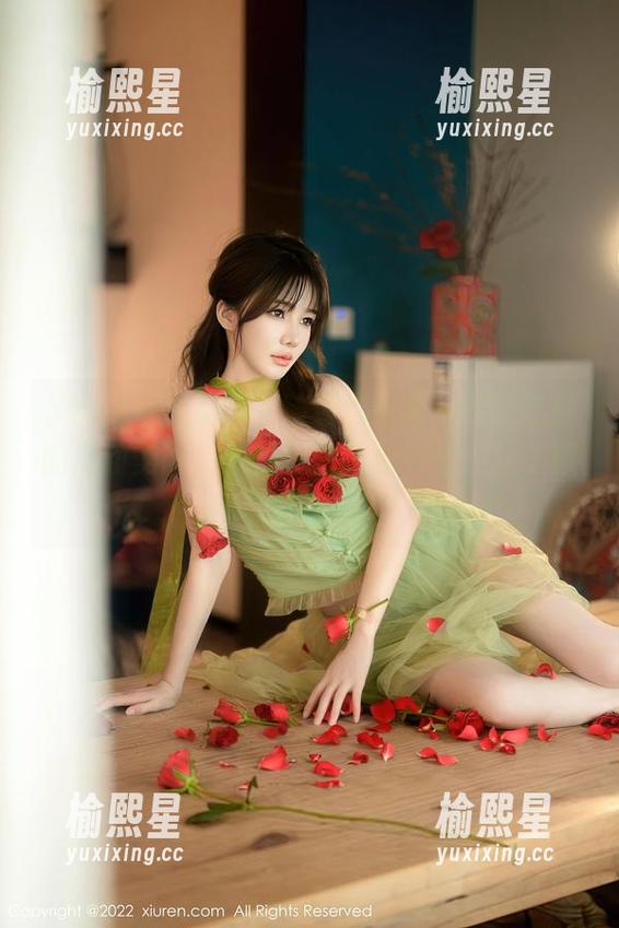 Xiuren秀人网 - 随着沈佳熹Kitty星辰的运动美图，我的减肥计划又被打回了原形……