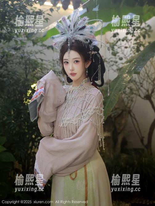 Xiuren秀人网 - 想和芈琳娜日常中的照片谈个恋爱