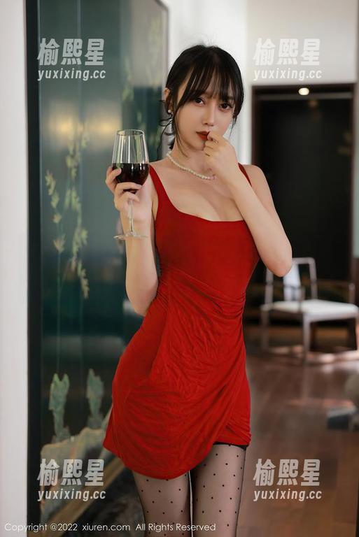 Xiuren秀人网 - 风景尤美的白裙，照片质感，这画面就像……我在自言自语。