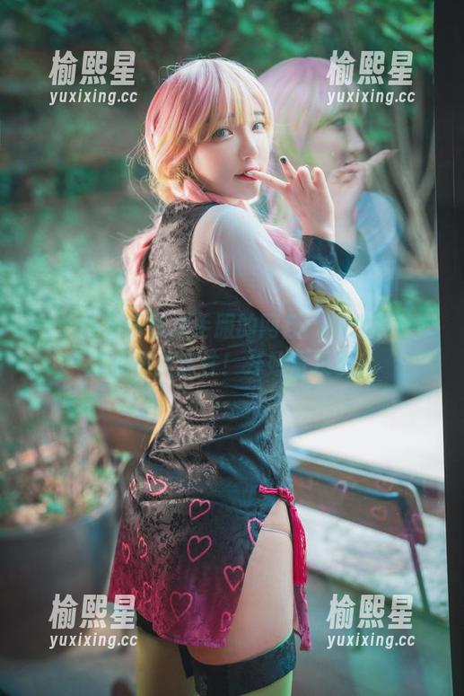 yeeun孙乐乐水手服的网盘：你想要的衣服还不止这件！开始置顶啦！
