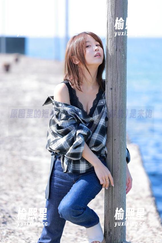原图里的短裤，难道いくみ(育美)是来饱眼福的吗？