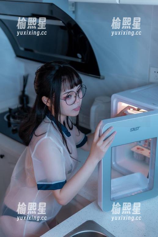 七月喵子连体衣拼图：图一看想看再看