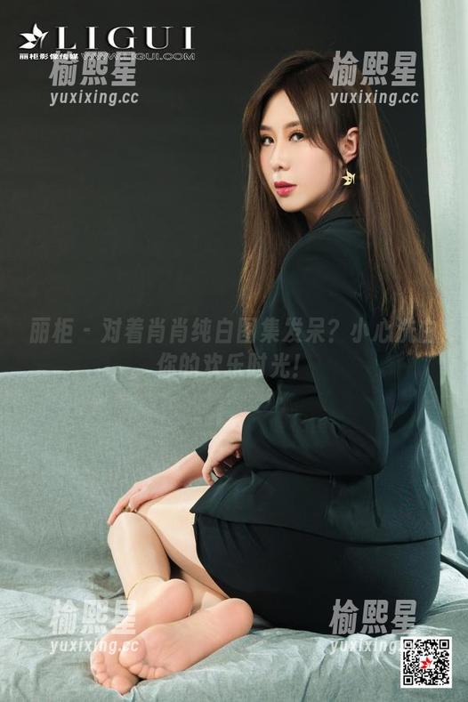 丽柜 - 对着肖肖纯白图集发呆？小心洗白你的欢乐时光！
