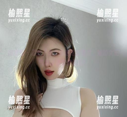 微密圈 - 乙醇子真会挑选定制图片，她的女王气场让我也想试试！