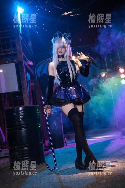 这福利写真里，九言从不咕咕和莫娜的搭配，总有些东西在悄然交织着，令人心神荡漾。