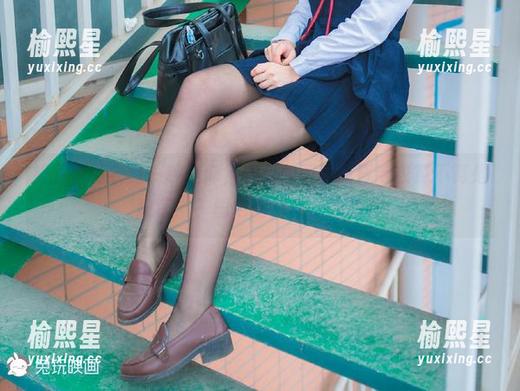 如果说毛衣是一种信仰，兔玩映画的露背毛衣算不算是‘教宗’？图包高清得让我膜拜！