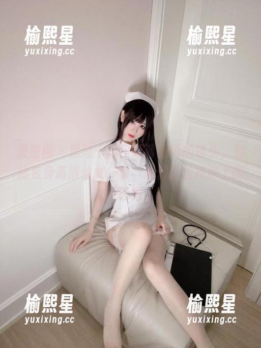 十万口草莓粥粥 微密圈 - 透过十万口草莓粥粥的镜头,姐姐变身高清仙女,快,咱们先捡掉地上的下巴吧。