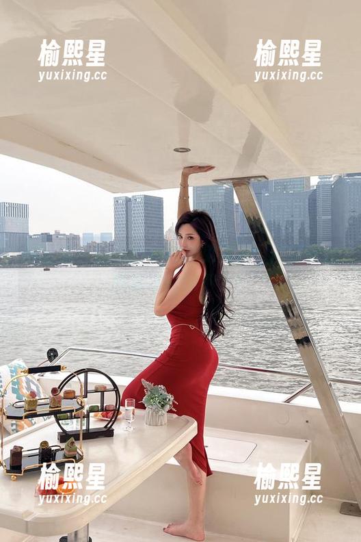 微密圈 - 国风旗袍写真免费送，周妍希这回真不怕你不来！