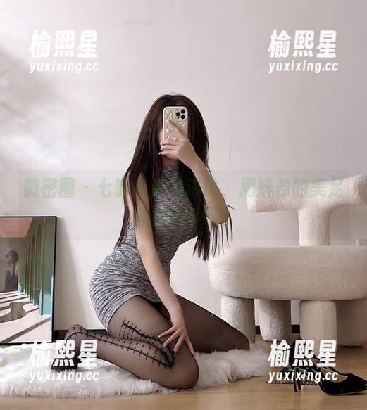 微密圈 - 七嘴八舌的讨论，周妍希的美足合集值得吗？