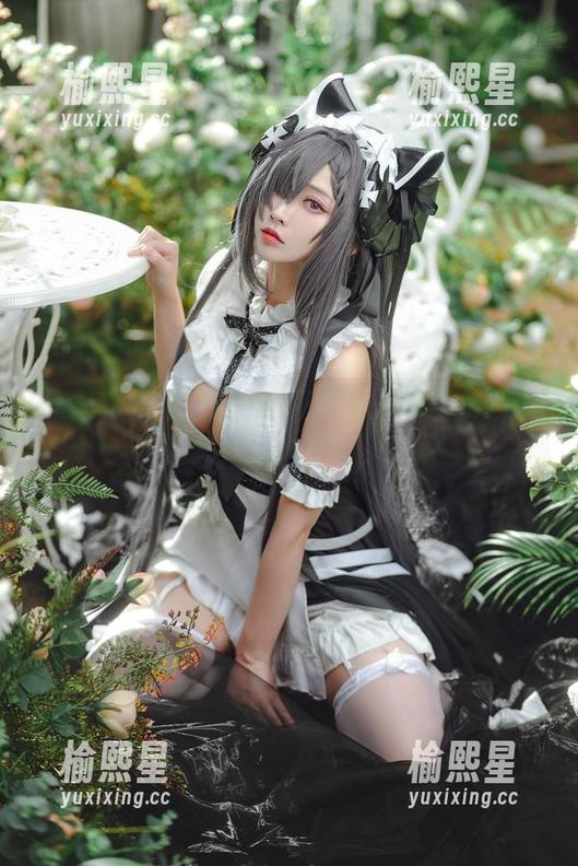 这些套图里，宫本桜真把妹妹的少女心演绎得淋漓尽致。