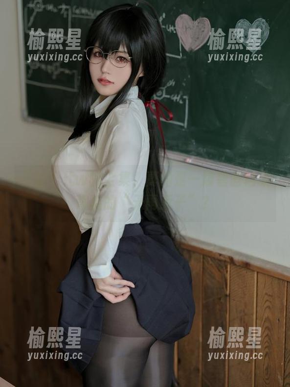 小仓千代w的全集，真的是一窥碧蓝档案背后的“天雨亚子”？