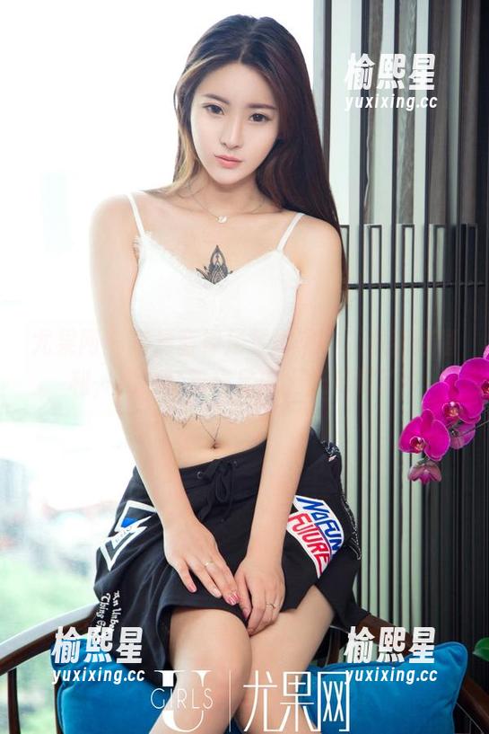 尤果网-李易童 尤果网 - 李易童裸足写真来啦,看到这福利,我是打算赤足爬上天花板了!