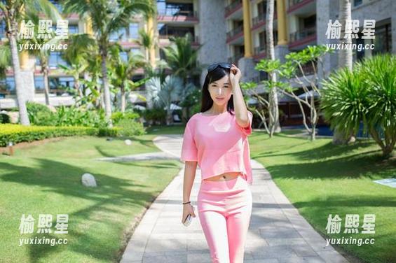 推女郎 - 在线目击短裤与夏婉婉的神奇缘分！