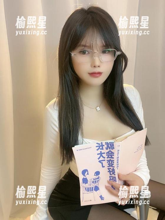 微密圈 - 有多少人能抵挡得住？是可馨吖白丝美图721，收集欲满满！