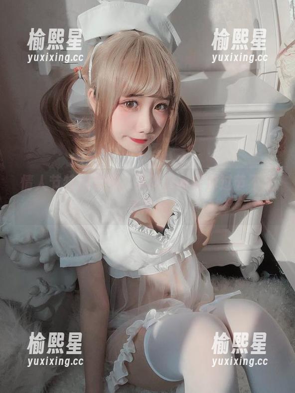 果咩酱w 情人节特别套图,果咩酱w带你过节不走寻常路