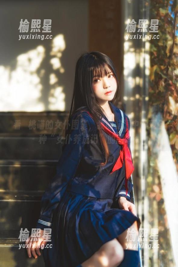 看桜桃喵的女仆图集，我的脑海中浮现各种“女仆养成记”的剧本...