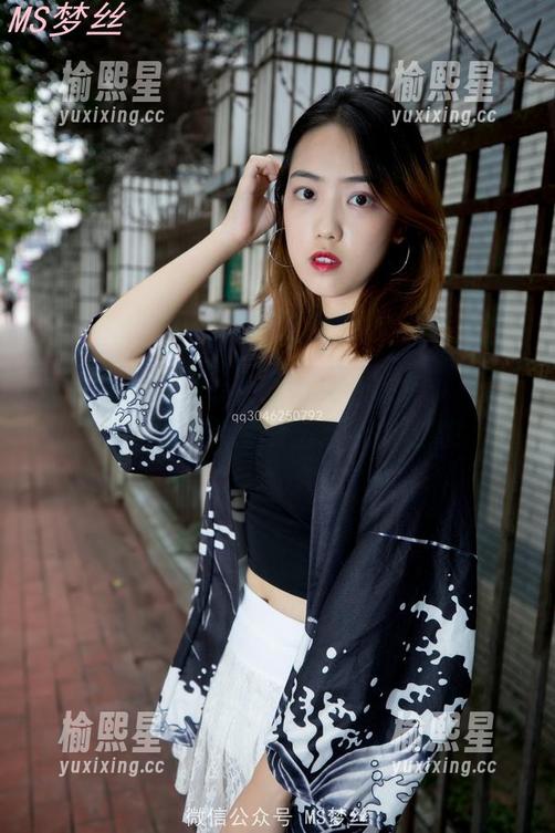 梦丝女神 - 你以为女侠只会打怪？玥玥的写真合集告诉你什么叫玩转江湖！