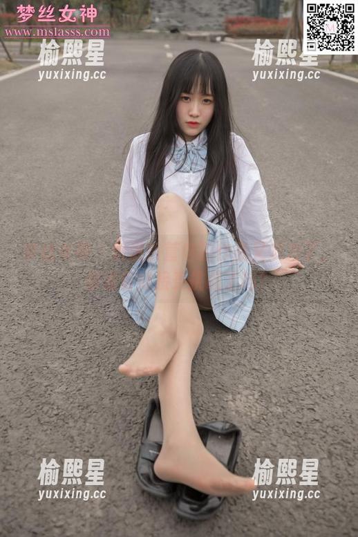 梦丝女神 - 听说香萱自拍作品又发力了，你准备好接受挑战了吗？