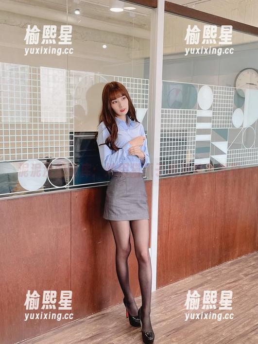 泥泥汝的图库：她用猫爪子统治整个世界