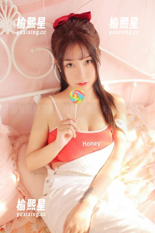 猫九酱的刀舞：原图合集里夹带着一丝挑衅的气息