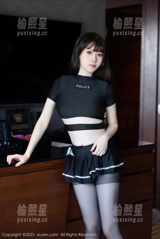 秀人网 - Niki可雅的礼服图集，别以为只有好看，还有那些不明显的细节