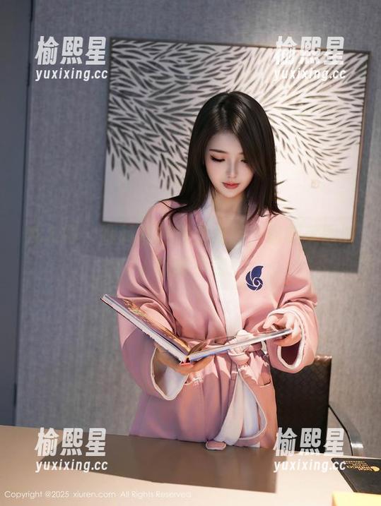 秀人网 - 翻转白色的唐安诺，最新美图叫人捉摸不定！