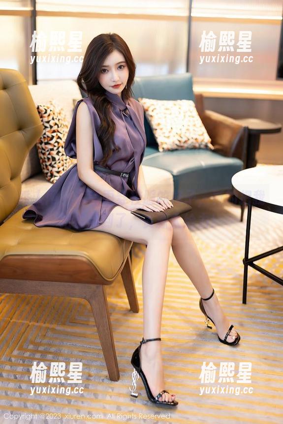 秀人网 - 李昔雨穿校服的样子，真的把我给惊艳到了，资源太给力！