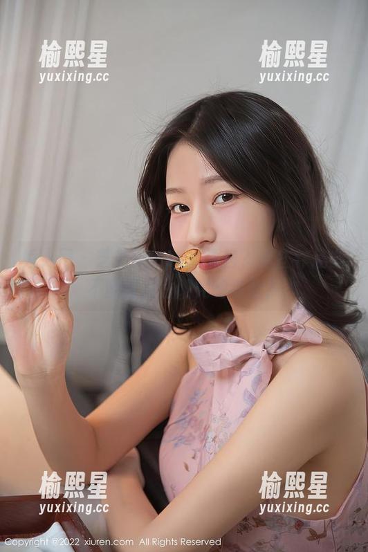 秀人网-芝芝Booty 秀人网 - 芝芝Booty的夏日?这些作品能不能扛得住阳光的考验?
