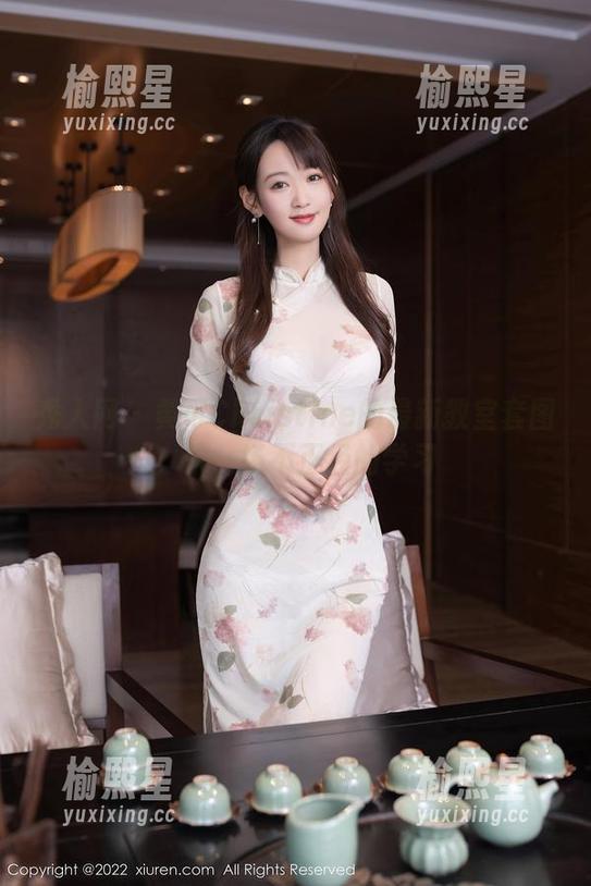 秀人网 - 黄可Christine的最新教室套图，来一场不正经的学习