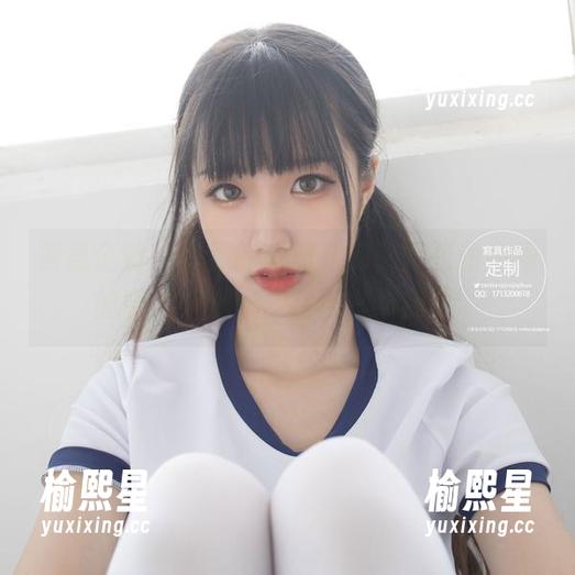 紧急企划-小恩 紧急企划 - 小恩的内部定制,两张图中间的微妙差别,像在玩‘你找茬’