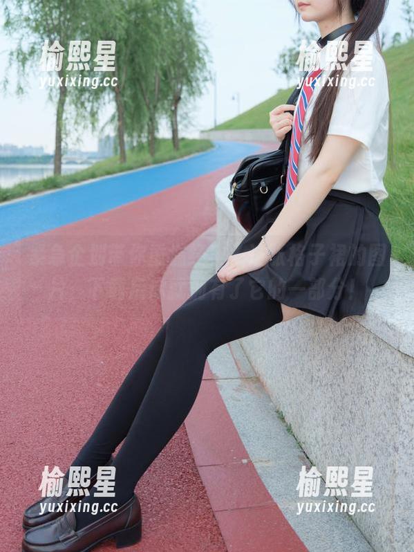 紧急企划 紧急企划带你重温经典,这张格子裙的图片,下载后你就拥有了它的一部分!