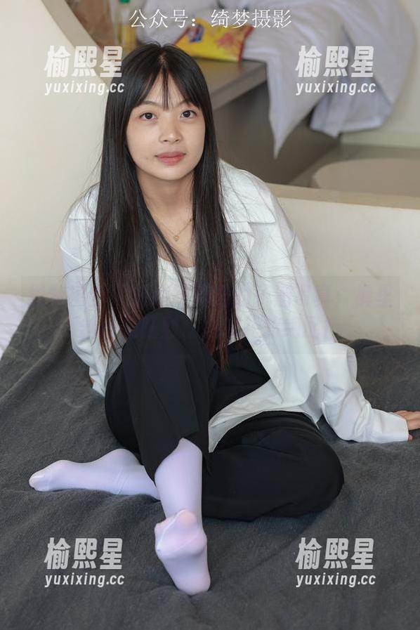 绮梦摄影 - 这趣味满满的子涵写真：裤里丝就是旺财、招桃花的绝配！