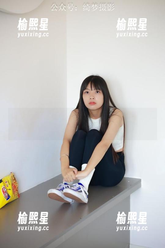 绮梦摄影 - 露露的“珍藏无修”推荐，下载后你会感谢我的！
