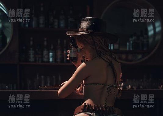 不得不说，连衣裙配芊川一笑MNK，图库中少有的火花