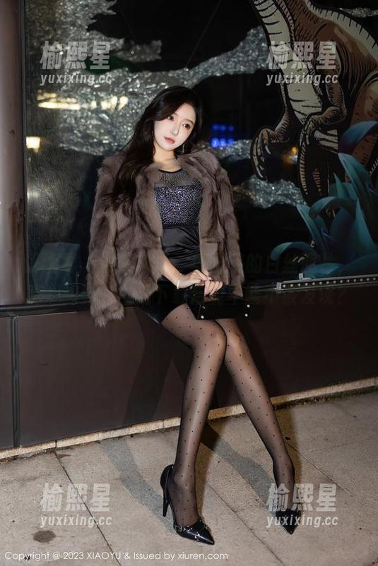语画界-李丽莎 语画界 - 问题来了,李丽莎的白丝图片,真心想要,但是下载后能不能不被发现?