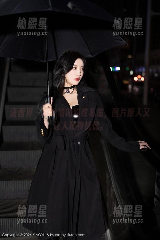 语画界 - 顾乔楠的豹纹私房，图片撩人又让人精神恍惚。